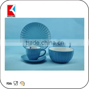 Hot Sale 16pcs Dinner Set Ceramic Popular Emboss Dot Ceramic Dinner Set thumbnail-5
