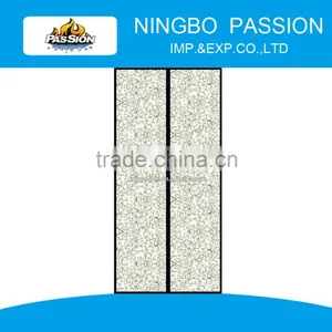 Printed Magnetic Mesh Door Screen - Leaf thumbnail-1
