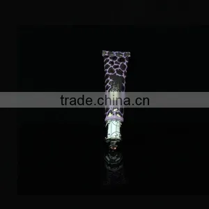 Black Lipstick Tube With Crown Cap With Foil Printing thumbnail-2