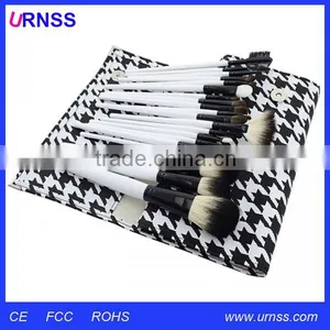 Wholesale High Quality Modella Velvet Cosmetic Bag With Cosmetic Brush thumbnail-5