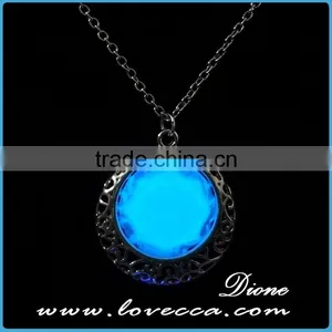Vintage Antique Bronze Copper Luminous Crystal Necklace Glowing in Dark thumbnail-3