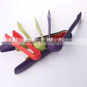 High Quality 3-Piece Leaves Shaped Plastic Food Tongs Set thumbnail-5