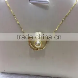 6.5-7mm Light Golden Akoya Pearl Pendant thumbnail-1