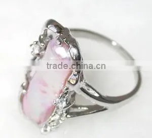 18K Gold Baroque Pearl Tahitian Pearl Ring thumbnail-1