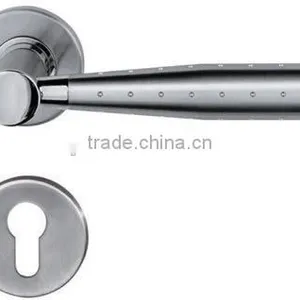 2016 New Fashionable Door Handle Stainless Steel With Good Quality thumbnail-1