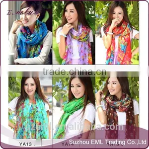 Cheap Promotion & Premium Gift Scarf in Printing Design Scarf thumbnail-5