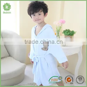 Non-Toxic Soft Warm Hemmed Flannel Wholesal Bathrobe thumbnail-3