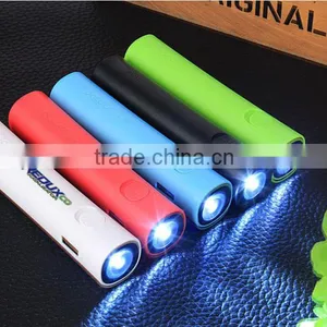 Mini Protable Flashlight Power Bank 2600mAh Low Price for Mobile thumbnail-2