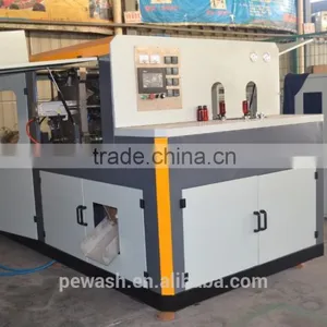 Good Quality Blow Moulding Machine With Preform Auto-loading thumbnail-3