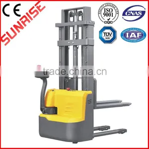 Full-automatic Electric Stacker Forklift thumbnail-1
