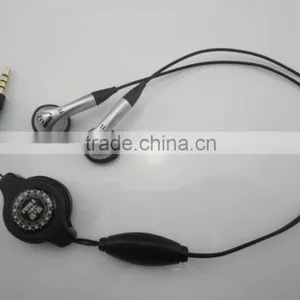 Hot Retractable Earphone With Microphone thumbnail-1