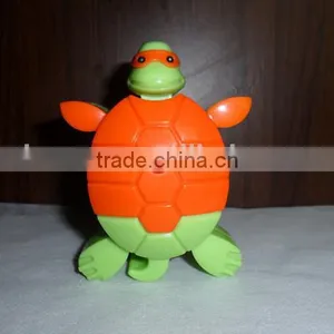 Tortoise Shaped Hand Crank Pencil Sharpener thumbnail-2