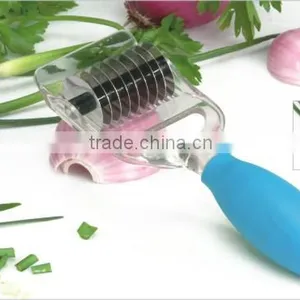 S/S+TPR+PC 20*6.5*3.2 VEGETABLE TOOLS CHOPPING ROLLER thumbnail-1
