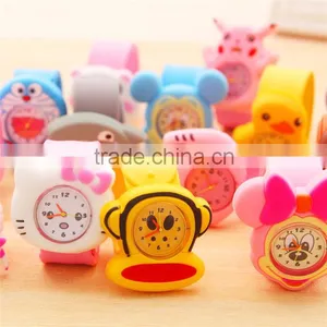 Cute Cheap Children Animal Cartoon Silicone Electronic Clap Students Watch Slap Watch thumbnail-1