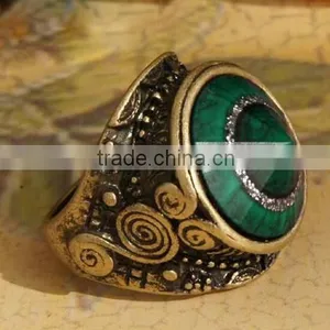 Good Quality Antique Wedding Style Vintage Estate Ruby Emerald Gems Ring thumbnail-1