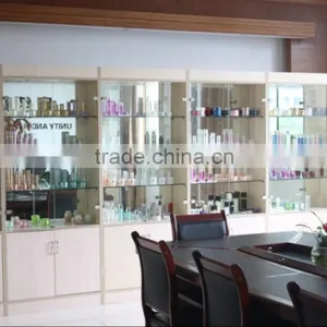 The New Factory of Making Acrylic Cosmetic Packaging More Professional and More Quality Assurance thumbnail-2