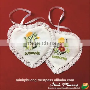 Heart Flower Design Fragrant Bags With Embroidery for Air Fresh Powder Sachet thumbnail-3
