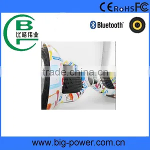 Newest Design Shenzhen Factory 10inch Samung Battery 4.4 ah 500W 36V Bluetooth Two Wheels Scooter thumbnail-6