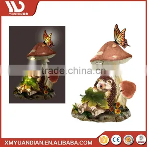 China Supplier Art Work Hedgehog Resin Craft Led Solar Lighting System Decoration thumbnail-5