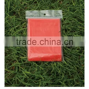 PE Disposable Semitransparent Emergency Red Poncho thumbnail-2