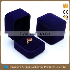 Luxury Engagement Mini Ring Box Velvet thumbnail-1