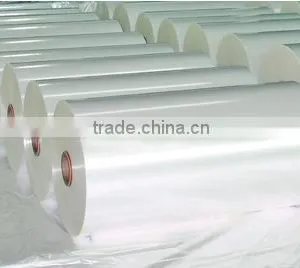 Ultra-thin 8 Mic Handle Lldpe Stretch Film Manufactuer thumbnail-1