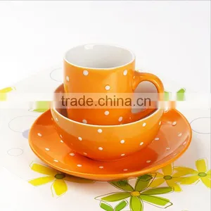 China Wholesale Western 12pcs Color Glazed Ceramic Fine Porcelain Dinnerware Set for 4 People thumbnail-1