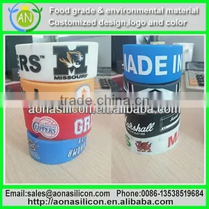 Custom High Quality Colorful Silicone Bracelets thumbnail-1