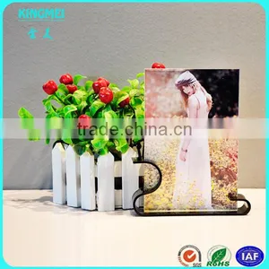 KM-VP84 Clear Acrylic Picture Photo Frame Display With Black Base thumbnail-4