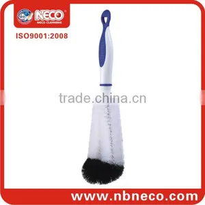 Multifunctional Plastic Bottle Brush thumbnail-1