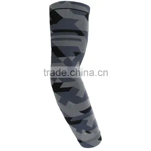 Men's Compression Arm Sleeve/Shooter Sleeve for Running thumbnail-3