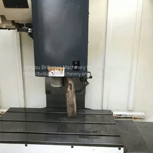 Used Taiwan Hartford LG-800 Machining Center, Vertical thumbnail-3