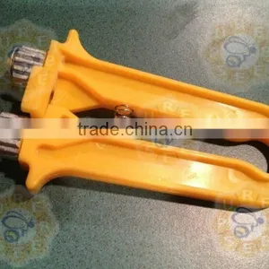Durable Popular Beekeeping Equipment Wire Crimper thumbnail-2