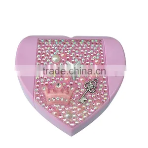 Fashion Style With Diamond Kids Lipgloss With Mirror thumbnail-1