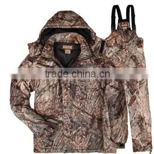 Wholesale Camo Windproof Taped Hiking Softshell Jacket thumbnail-1