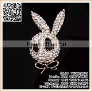 Cheap Hot Selling Crystal Rabbit Head Brooch Mouse Head Brooch thumbnail-1