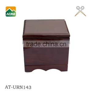 AT-URN143 Luxury Solid Wooden Urn Supplier thumbnail-1