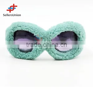 2017 Hottest Sale No.1 Yiwu Export Commission Agent Fashion Design Green Short Plush Sunglasses thumbnail-1