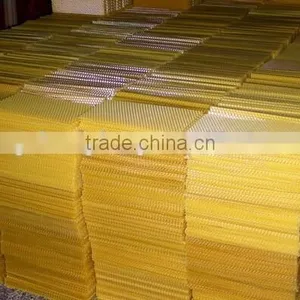 Factory Price Pure Beeswax Sheet for Wooden Bee Frame thumbnail-6