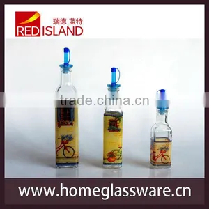 Square Glass Dispenser for Oil and Vinegar With Stopper thumbnail-1