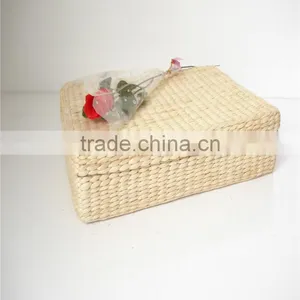 Linyi County Lucky Weave Corn Husk Storage Basket With Lid thumbnail-2