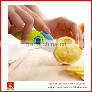 Bird Shape Design Folding Knife thumbnail-1
