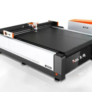 Logo Blanket Cutting Machine thumbnail-1