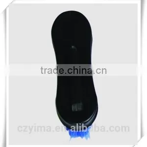 Plastic Horse Face Brush for Grooming /8-shaped/horse Products thumbnail-1