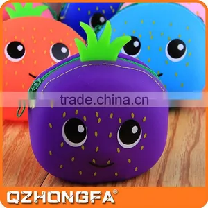 Lovely Strawberry Customized Silicone Wallet for Coin&money&carry Articles thumbnail-4