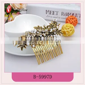 Best Price Available Client's Logo Pearl & Diamond Comb thumbnail-1