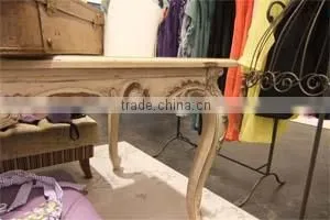 Chateau Dining Table Detail thumbnail-1
