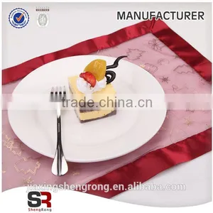 Woven Technics and Plain Dyed Pattern Table Cloth Factory thumbnail-2