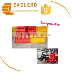 1.4m Water Filled Plastic Traffic Barrier in Sales Promotion With Lowest Price thumbnail-1