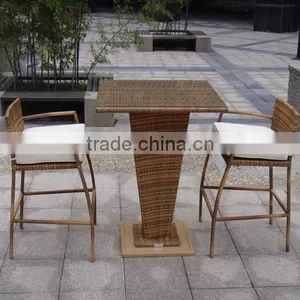 2 Person Seat Rattan Bar Set thumbnail-2